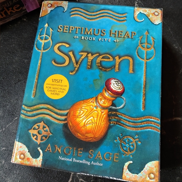 Excellent Used Condition Septimus Heap Paperback 4 Book Set. - Picture 6 of 9